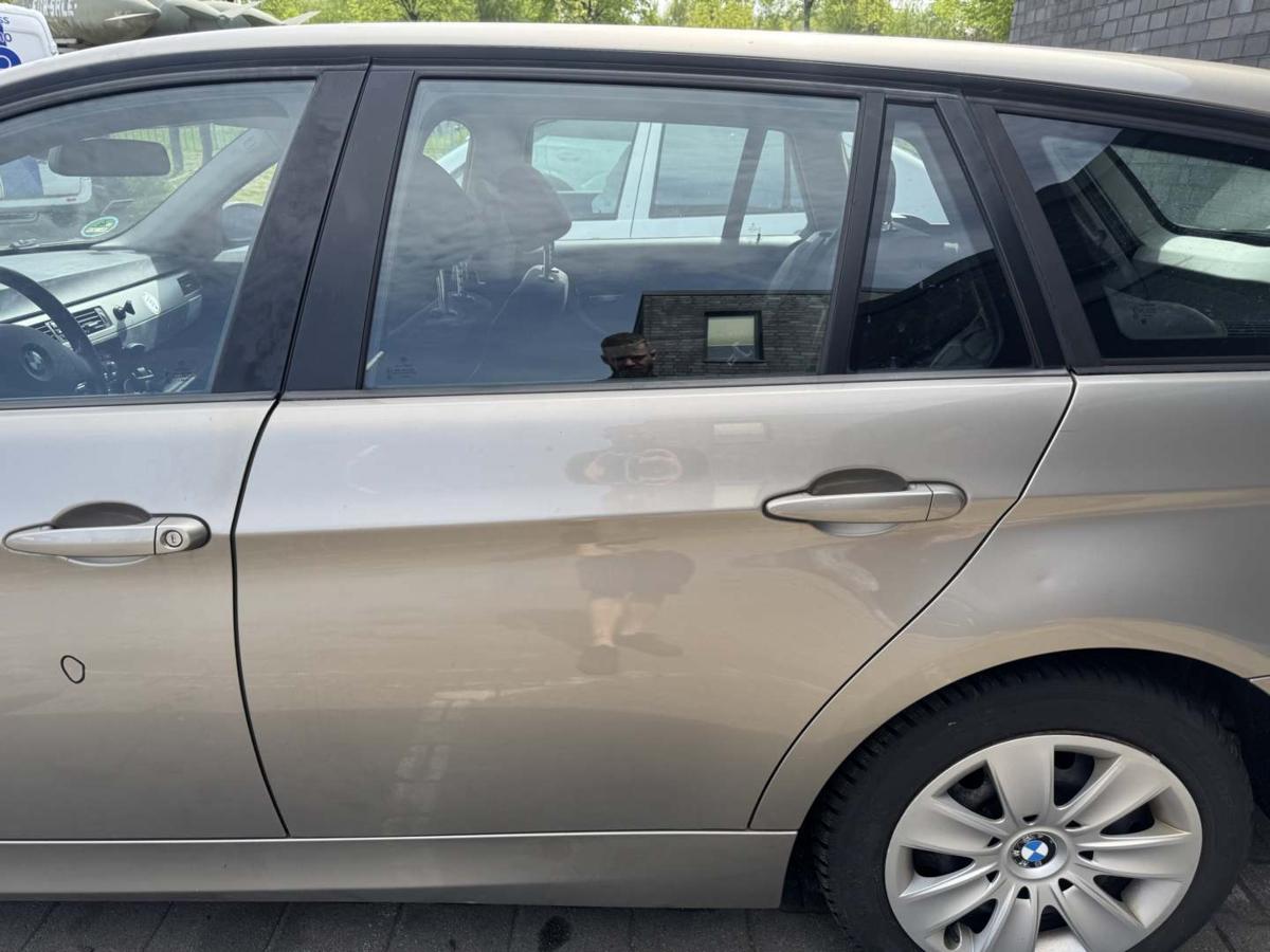 BMW 3er E91 original T&uuml;r hinten links A53 Platinbronze Kombi Rohbau Bj.2008